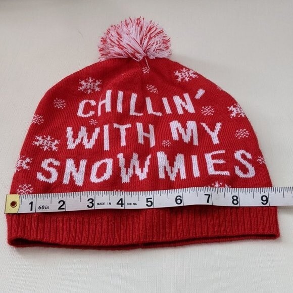 Chillin' with my Snowmies Slouchy Beanie Hat Knitted Cap with Pom Pom Unisex - Picture 8 of 9